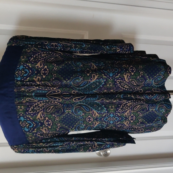 Banana Republic silk blouse - Picture 4 of 5